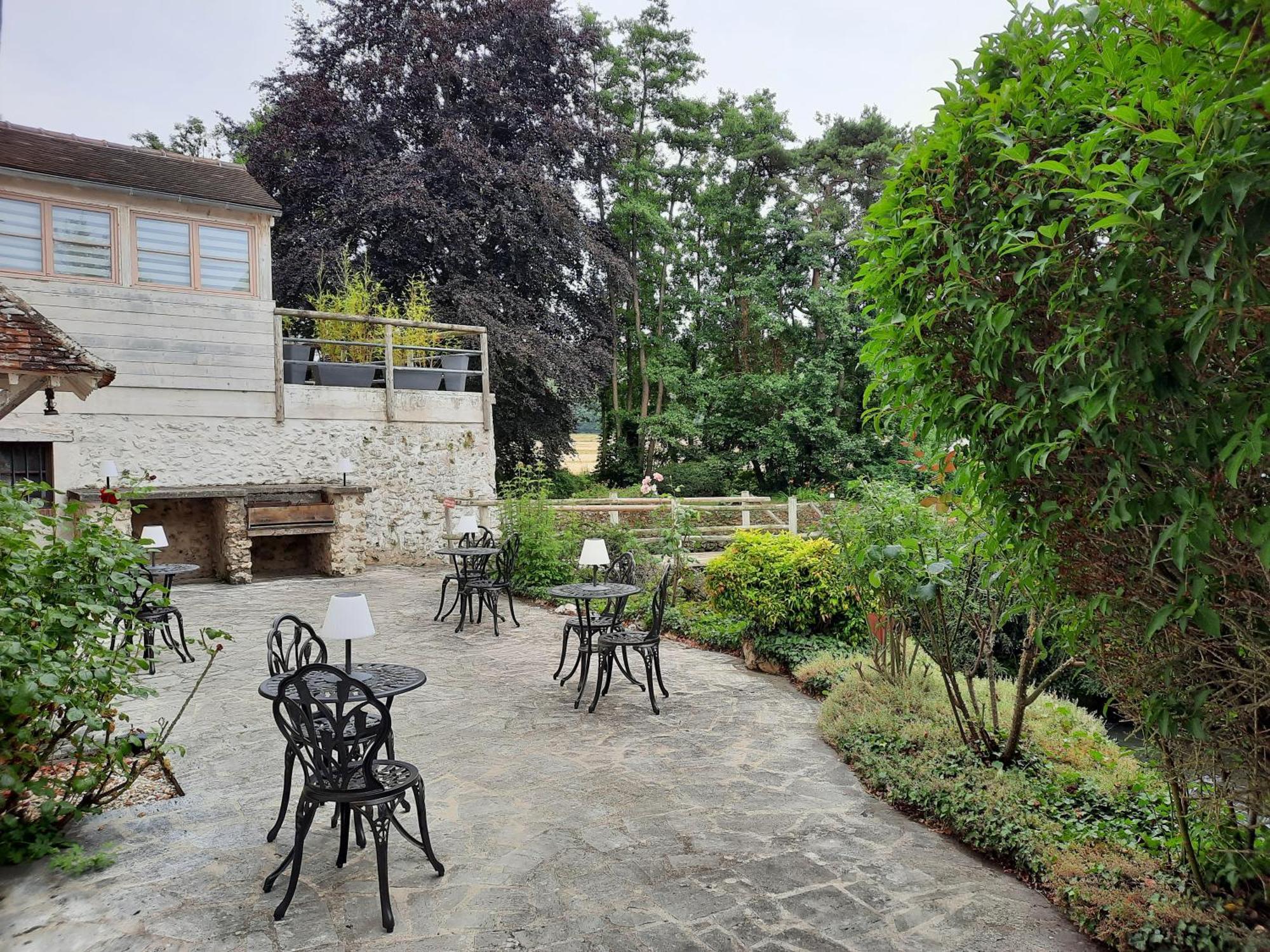 Hotel Charme Au Fil De L'Eau Vendieres Exterior foto